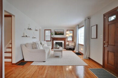 499 E Royal Forest Blvd, Columbus, OH 43214 - photo 4