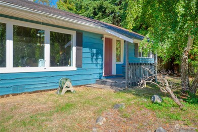 1406 Peltier Dr, Point Roberts, WA 98281 - photo 2