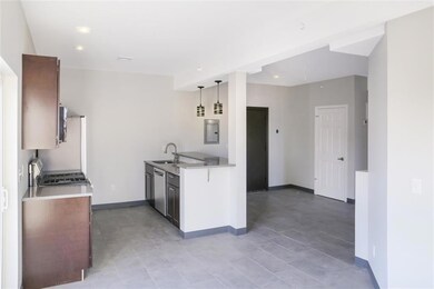 43 Railroad St unit 502, Woonsocket, RI 02895 - photo 5