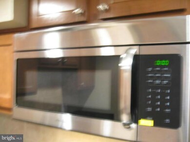 3513 Chadwick Ct, Temple Hills, MD 20748 - photo 5