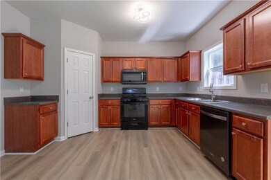 3176 Creston Park Ct, Duluth, GA 30096 - photo 6