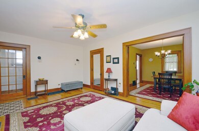 5Living to Dining Room