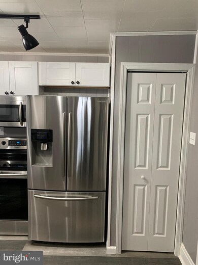 1601 E Chocolate Ave, Hershey, PA 17033 - photo 4