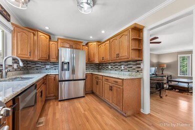 987 Split Rail Dr, Carol Stream, IL 60188 - photo 7