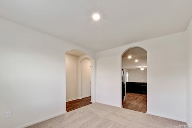 15123 Telfaire Meadows, von Ormy, TX 78073 - photo 6