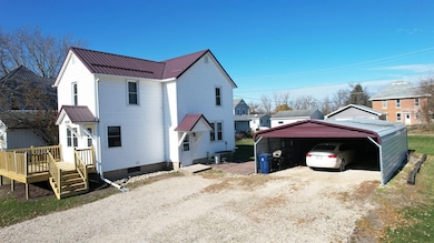 404 Franklin St, Elgin, IA 52141 - photo 2