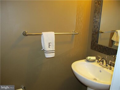 1876 Thistle Ct, Downingtown, PA 19335 - photo 7