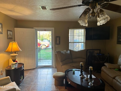 356 Walnut St, Canton, MS 39046 - photo 3