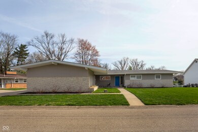 315 Sunset Dr, Columbus, IN 47201 - photo 2