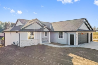 4013 Antwerp Ave, Howard, WI 54313 - photo 2