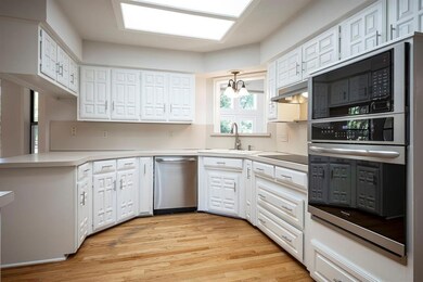 1231 Emerald Cir, Southlake, TX 76092 - photo 7