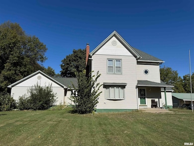 510 W Walnut St, Mason City, IL 62664 - photo 2