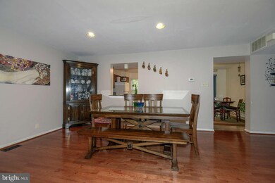 5205 Winding Star Cir, Columbia, MD 21044 - photo 5