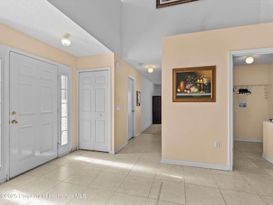 15-Foyer