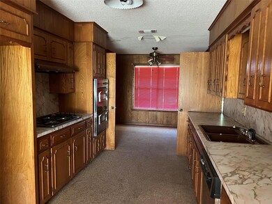 2411 Cindy Ln, Denison, TX 75020 - photo 7