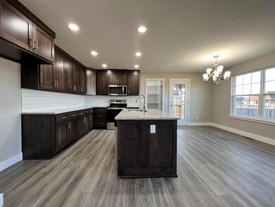 1749 E Chickamauga Dr, Republic, MO 65738 - photo 3