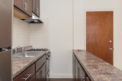 4756 N Maplewood Ave unit G4, Chicago, IL 60625 - photo 5