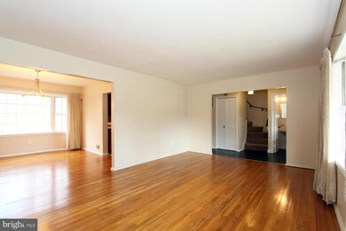 6912 Nashville Rd, Lanham, MD 20706 - photo 5