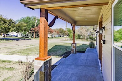 809 E Milam St, Ennis, TX 75119 - photo 3