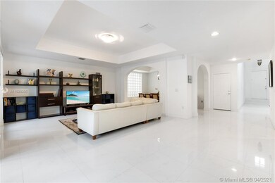 21229 NE 33rd Ave, Miami, FL 33180 - photo 4