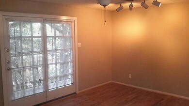 1801 Cortlandt St unit 16, Houston, TX 77008 - photo 3