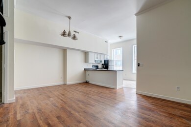 235 King St unit 1, Charleston, SC 29401 - photo 7