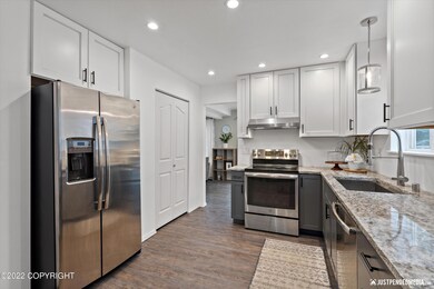 7761 Cherrywood Cir, Anchorage, AK 99507 - photo 6