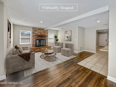 5937 Ridgeway Rd E, Jacksonville, FL 32244 - photo 2