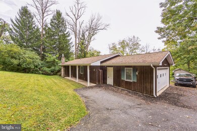 217 Mountain View Rd, Reading, PA 19607 - photo 4