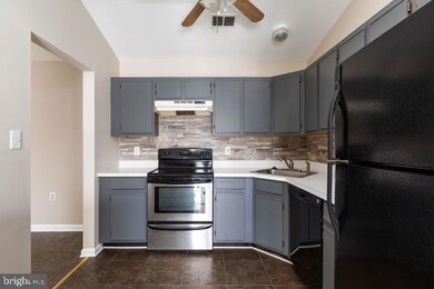 104 Timberlake Terrace unit 11, Stephens City, VA 22655 - photo 4