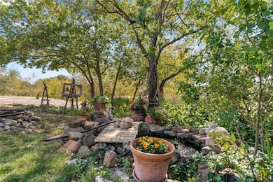 284 Gail Dr, Weatherford, TX 76085 - photo 5