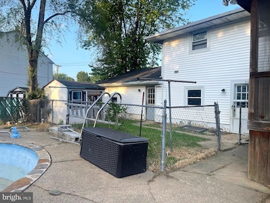 301 Hendrickson Ave, Beverly, NJ 08010 - photo 6