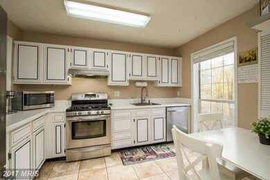 11944 Cardamom Dr unit 11944, Woodbridge, VA 22192 - photo 7