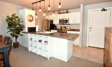 Beautifully updated kitchen