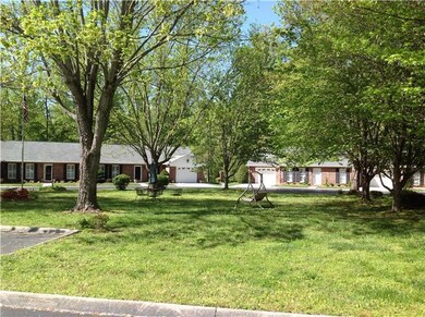 67 Ester Ln unit 8, Manchester, TN 37355 - photo 2