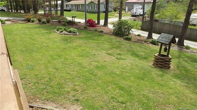 51 Dotson Rd unit 8, Hendersonville, NC 28792 - photo 3