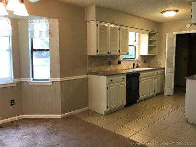 11390 S Date St, Jenks, OK 74037 - photo 6