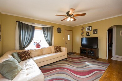 1936 W 7th St, Waterloo, IA 50702 - photo 3