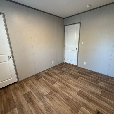 27 Crestwood Dr unit 116, Middletown, IN 47356 - photo 5