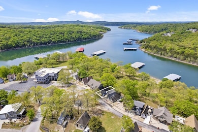Table Rock Lakefront View Home Boat Slip