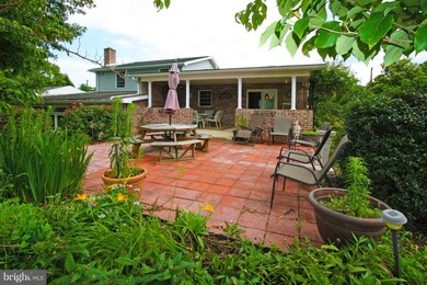 2963 Roosevelt Dr, Chambersburg, PA 17201 - photo 5