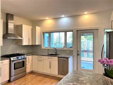 110 5th St, Cambridge, MA 02141 - photo 5