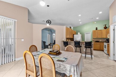 566 SW Halifax Ave, Port Saint Lucie, FL 34953 - photo 5