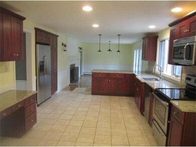 145 Raddin Rd, Groton, MA 01450 - photo 4