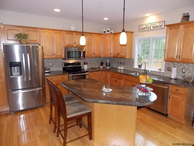 18 Liberty Way, Clifton Park, NY 12065 - photo 3