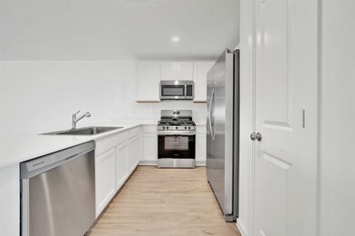 17926 Becker Landing Dr, Hockley, TX 77447 - photo 5