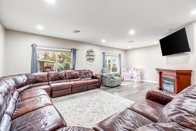 9360 N Blackstone Ave unit 174, Fresno, CA 93720 - photo 7