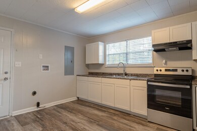 309 Brooker Dr, Dalton, GA 30721 - photo 2