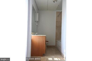 405 N Charles St unit E, Baltimore, MD 21201 - photo 5