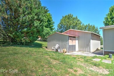 46 Lamonda Dr, Hendersonville, NC 28792 - photo 5